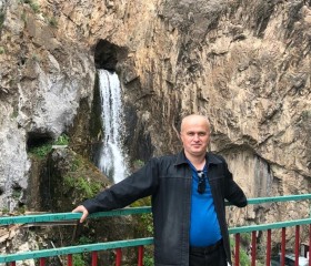 Андрей, 54 года, Бишкек
