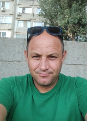 Сергей из Астрахани 42 года