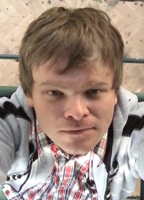Юрий из Тюмени 42 года