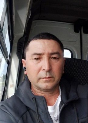 Ильяс из Сергиев Посада 48 лет