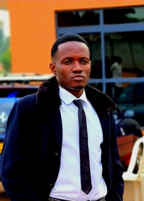 Joth из Kampala 19 лет