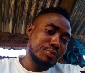 Musa Kamara, 26, Gueckedou