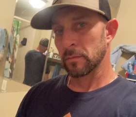 Bam, 36, South Bradenton