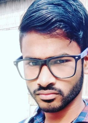 Raja, 21, India, New Delhi