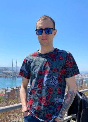 Денис из Владивостока 31 год