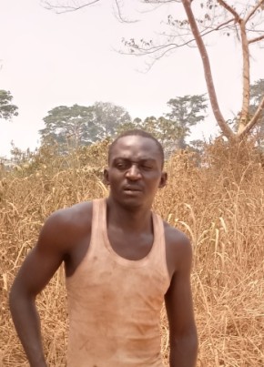 Christian amougo, 34, Republic of Cameroon, Douala