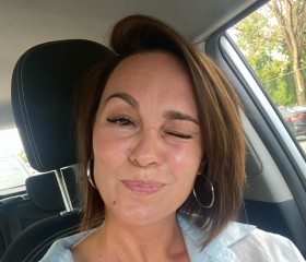 Polina, 43, Saint Petersburg