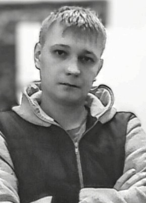 Антон, 36, Россия, Бежецк