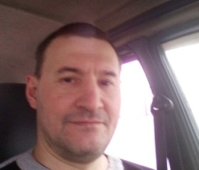 Олег, 48 лет, Саратов