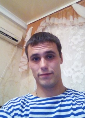 Владимир из Адлера 32 года