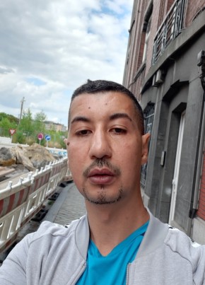 Rachid из Luik 48 лет