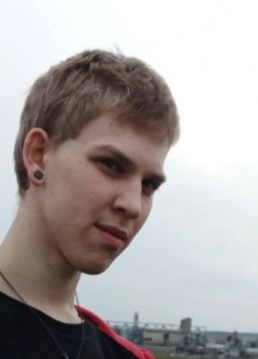 Николай, 18, Россия, Мценск