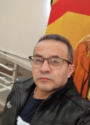Renato из Osasco 52 года