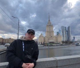 Олег, 25 лет, Донецьк