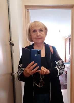 Elena, 65, Russia, Yekaterinburg