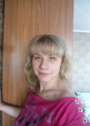 Юлия, 31, Россия, Клин