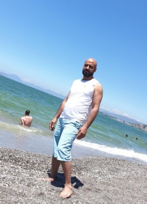 Ali, 40, Türkiye Cumhuriyeti, Afyonkarahisar