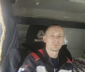 Denis, 37, Noyabrsk