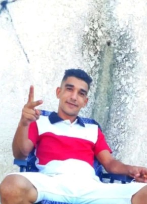 Badri из Annaba 28 лет