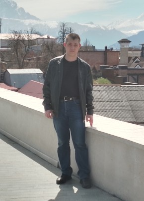 Артур, 48, Россия, Новотроицк