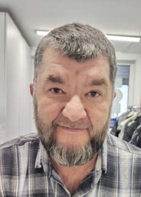 Дамир из Москвы 54 года