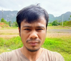 สิท, 31, Lang Suan