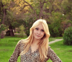 Polina, 25, Novosibirsk
