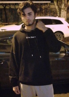 Yusifov, 23, Azərbaycan Respublikası, Bakı
