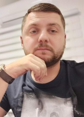 Валерий из Климовска 34 года