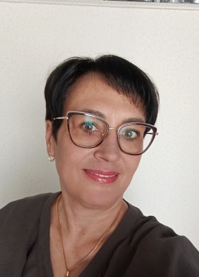 Ирина из Южно-Сахалинска 51 год