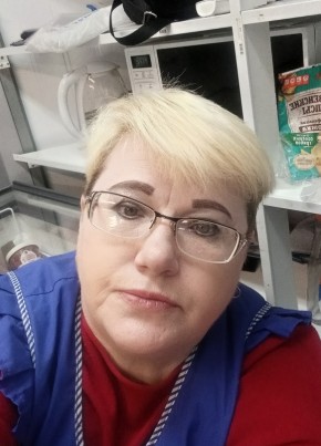 Елена из Тихвина 54 года