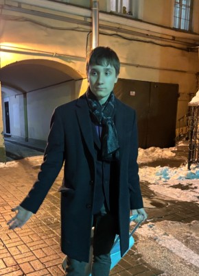 Иван из Внуково 20 лет