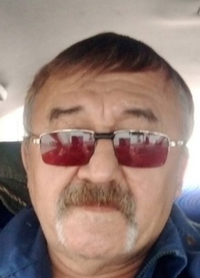 Александр из Морозовска 67 лет