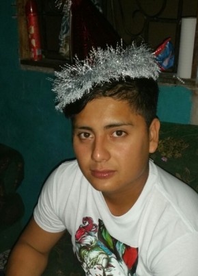 Alexander, 20, República de El Salvador, San Salvador