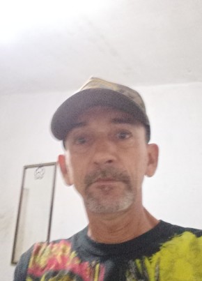 Emmanuel Duarte из São Vicente 56 лет