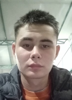 Анатолий Смирнов, 23, Россия, Череповец