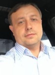 Maksim, 42, Moscow
