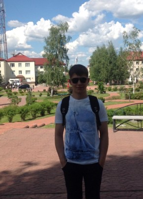 Максим, 32, Россия, Лянтор