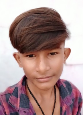 Ravi, 19, India, Ahmedabad
