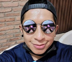 Saul  Flores, 33, Oruro