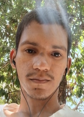 Alexandre из Santarém 28 лет