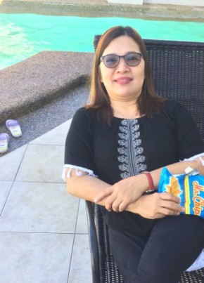 rowena, 56, Pilipinas, Maynila