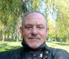 Олег, 60 лет, Львів