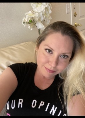 Yvonne, 42, United States of America, Albuquerque
