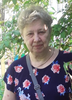 Ольга, 70, Россия, Москва