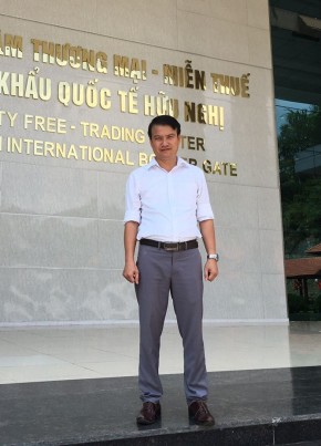 Minh Tú, 43, Công Hòa Xã Hội Chủ Nghĩa Việt Nam, Hà Nội
