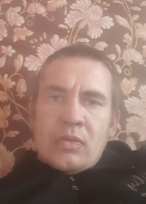Иван из Пикалёво 32 года