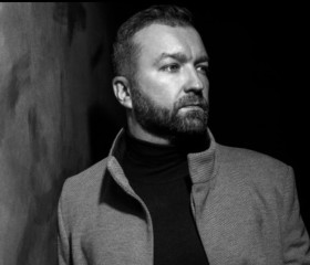 Michael Shmalkov, 46, Vienna
