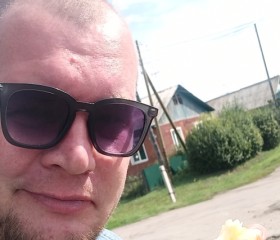 Anton, 36, Kormilovka