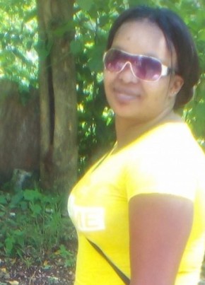 Novalee A, 35, Jamaica, Kingston